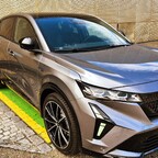 Rafale E-Tech Atelier Alpine Hyper Hybrid 4x4 300 PS Plug In Gris Schiste